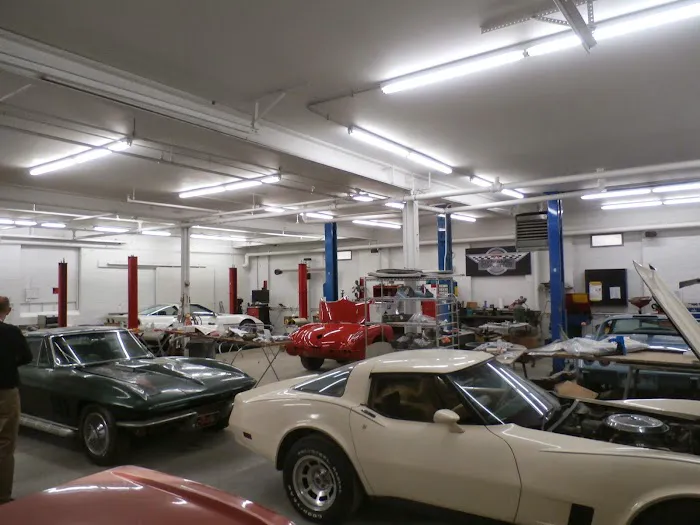Dynamic Corvettes 9