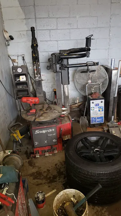 Los Pepes Tire Shop, LLC 5