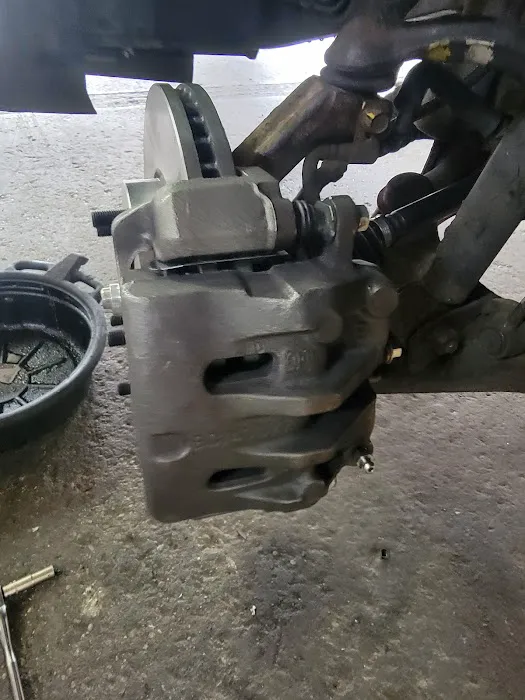 Auto Repair Lucas 7