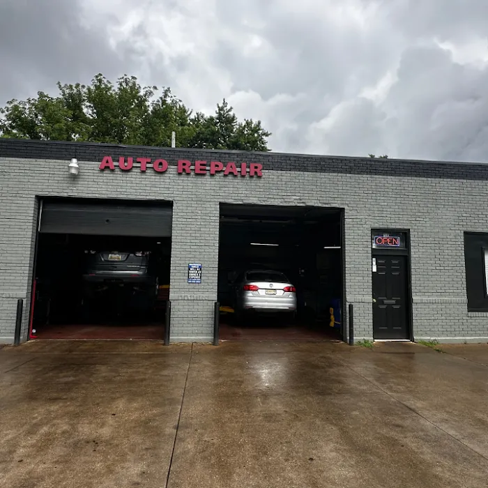 Auto Repair Lucas 9