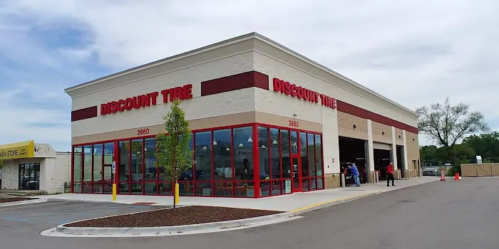 Discount Tire 0