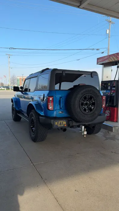 Varsity Ford Collision 0