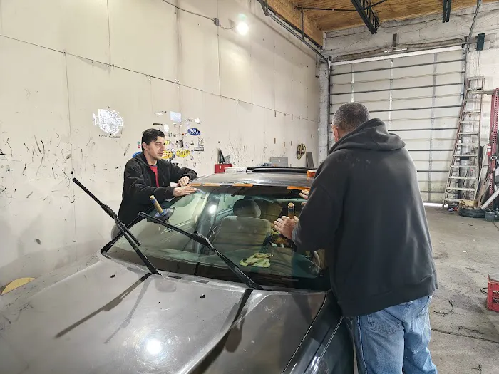 Toledo Auto Glass #1 2