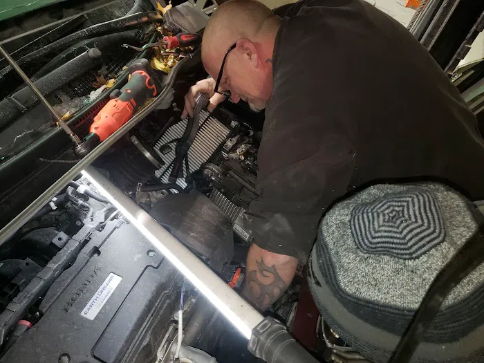 Wilkinsons Bodyshop Automotive Inc. 3