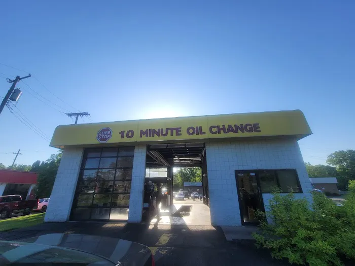Lube Stop of Belleville 1
