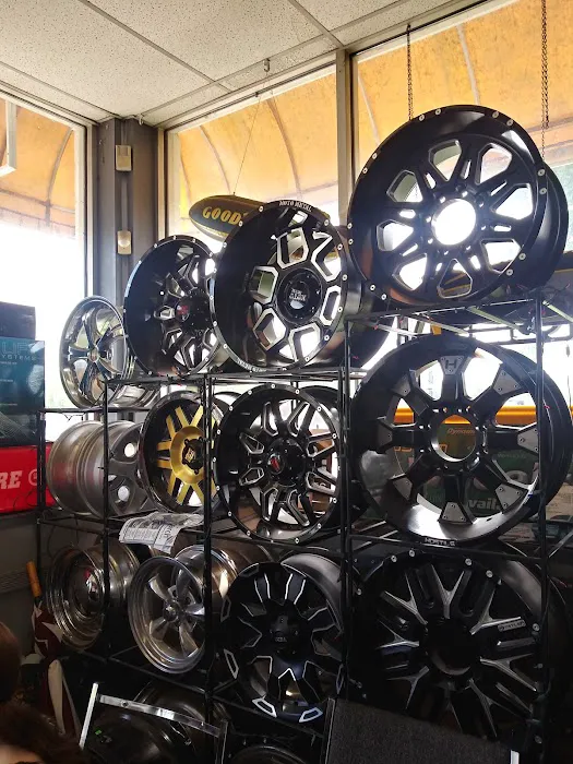 Muscat Tire 4