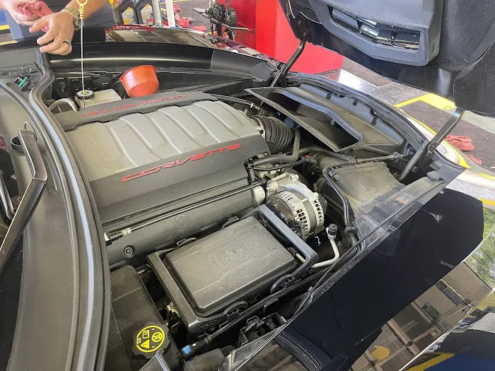 9 Min Oil Change Taylor 0