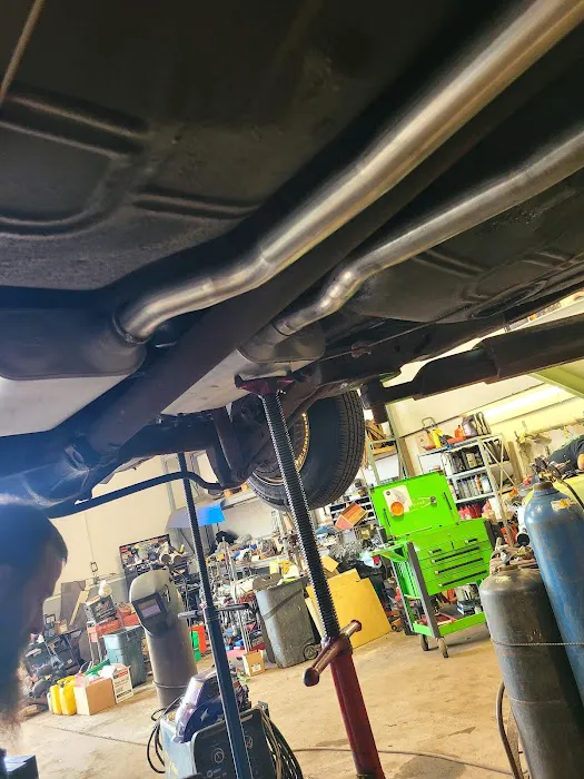 Frazier's Muffler & Brakes 4