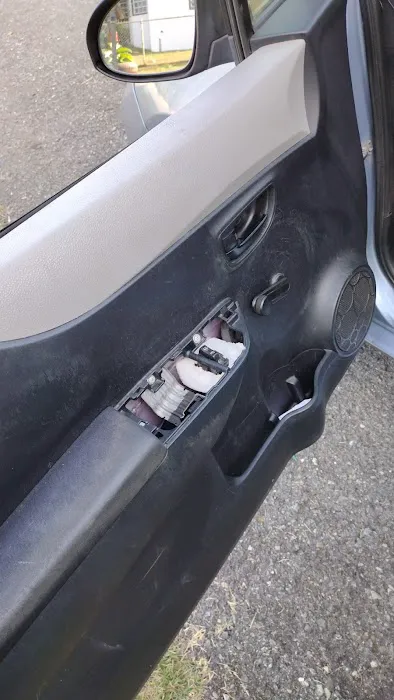 AK AUTO PARTS LLC 0