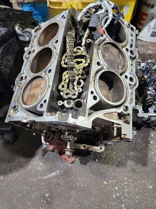 Greg's Auto Service 6
