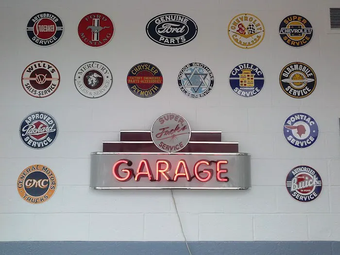 Jack's Garage 0