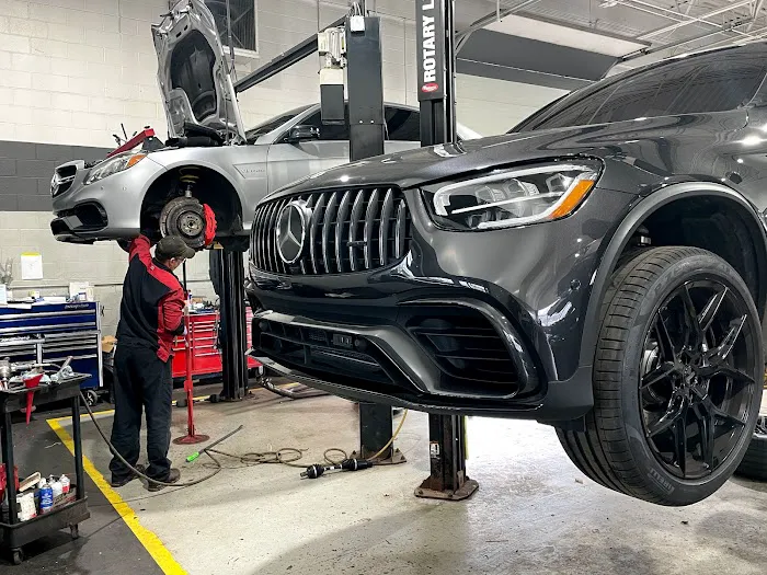 Motorwerks Luxury Vehicle Center 9