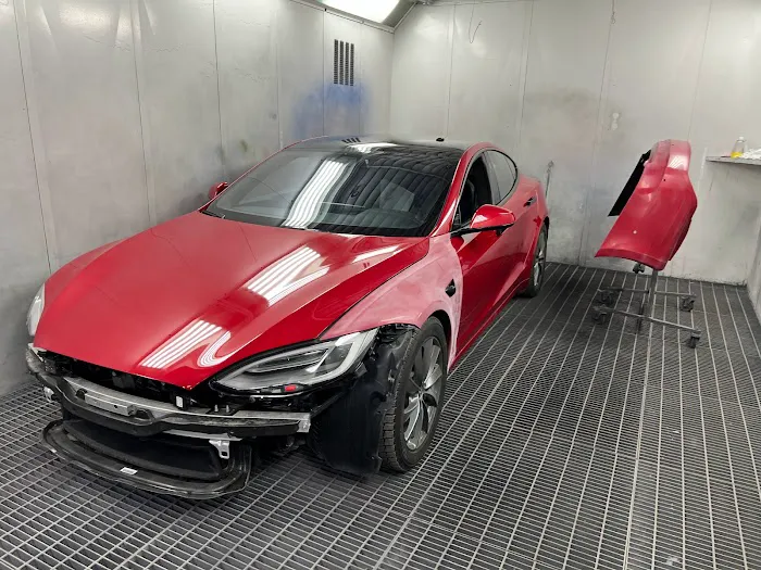 Motorwerks Luxury Vehicle Center 4