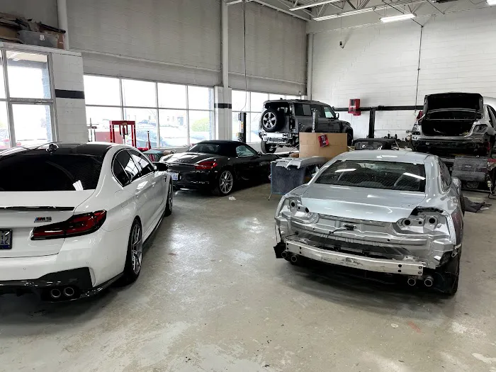 Motorwerks Luxury Vehicle Center 7