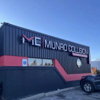 Munro Collision Shop