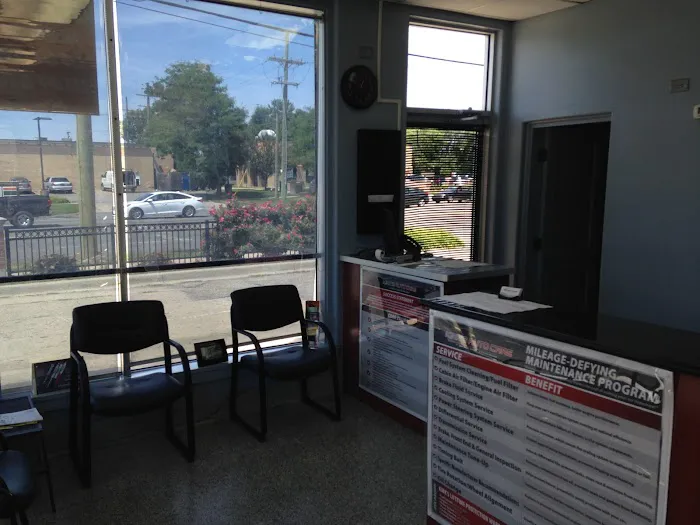 Kirk's Auto - Livonia 1