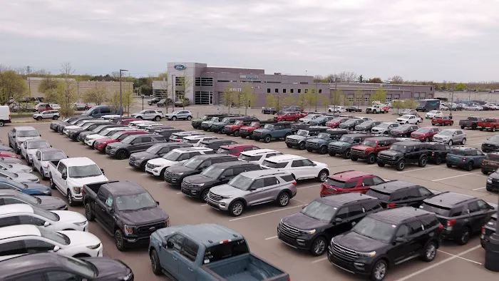 Serra Ford Farmington Hills Service 0