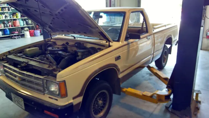 Hardy's Automotive 1