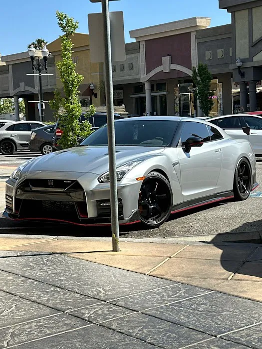 David's Autoworks & Auto Body 9