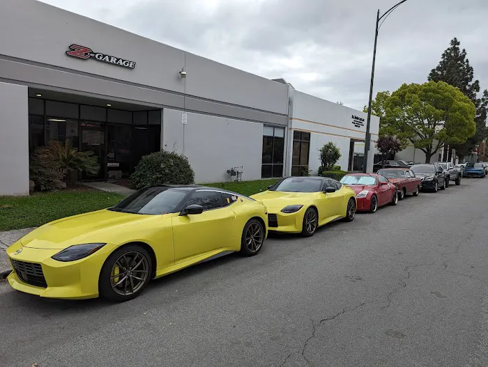 Z Car Garage 1