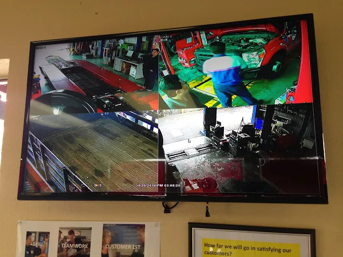 SpeeDee Oil Change & Auto Service - Redwood City 6