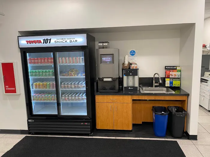 Swickard Toyota 101 Service Department 7