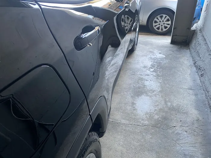 C G & E Auto Body 6