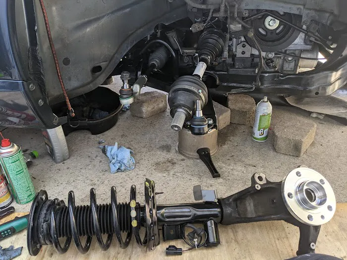 Cerrone's European Specialists In Service & Repair For Land Rover, Jaguar, Audi, BMW, MINI, & Volvo In Redwood City 2