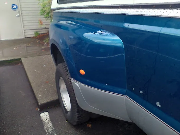 Maldonado's Auto Body & Paint 5