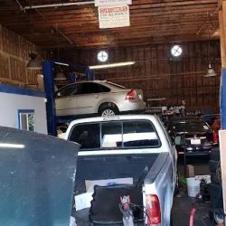 Q T Auto Repair ico