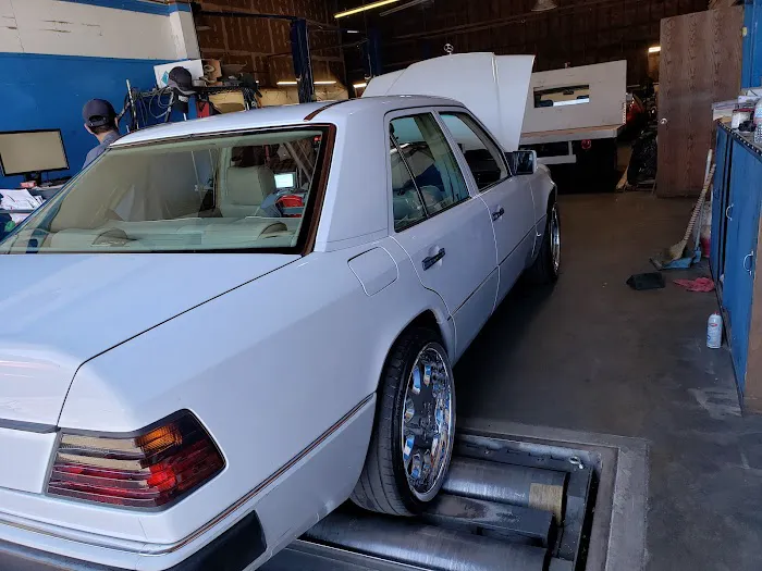 Q T Auto Repair 6