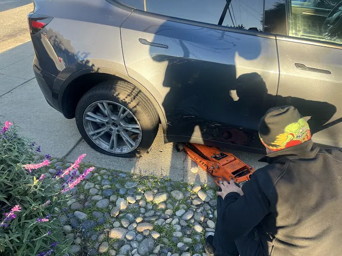 Mobile tire service 1