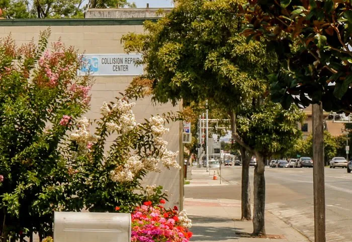 Newark Collision Center 6