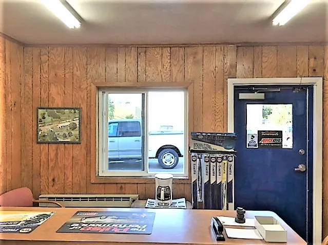 Auto Repair Service 2