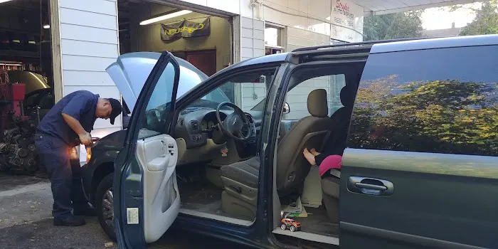 Stryker Auto Service 0