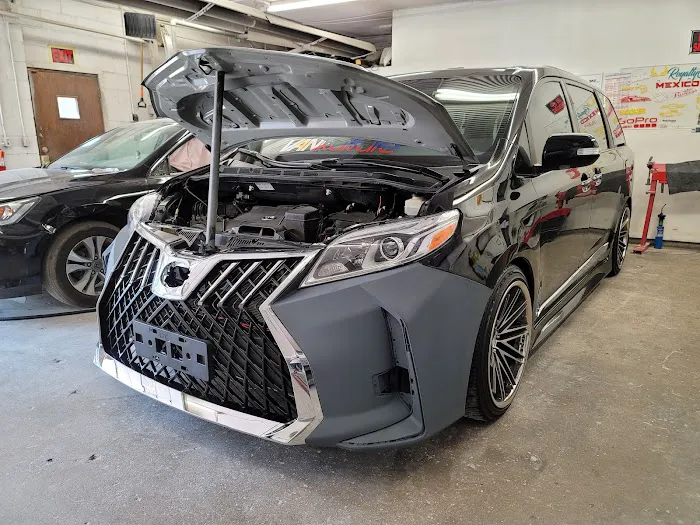 Reyes Auto Collision 1
