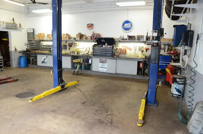 Novak's Service Center 2