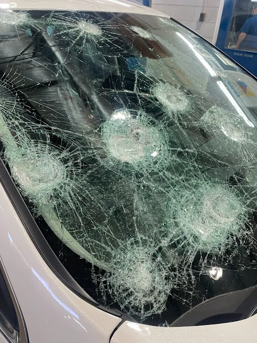 Scott's Auto Glass 2