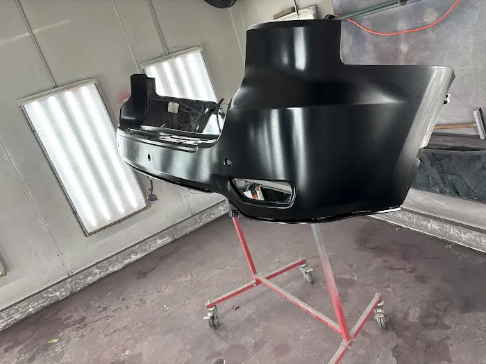 Guerrero Auto Body Shop 2