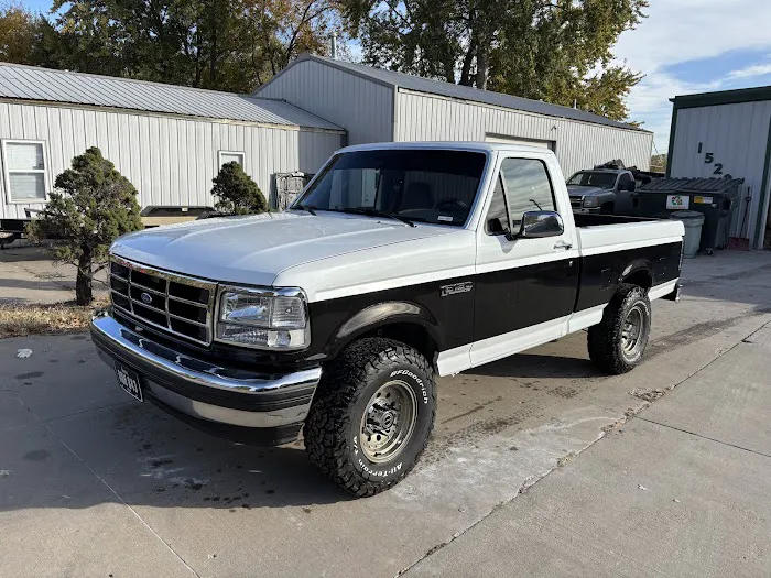 Guerrero Auto Body Shop 3