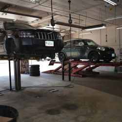 Hilltop Tire Service ico