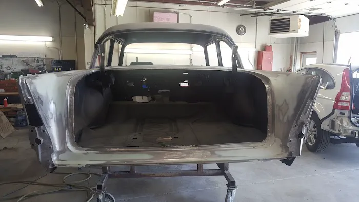 Schlarbaum Auto Body Inc 6