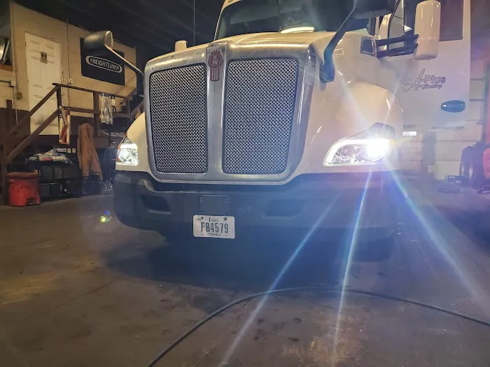 Zuko's Truck Repair 4
