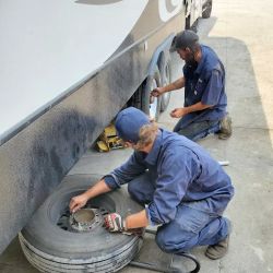Kustom truck and tire ico