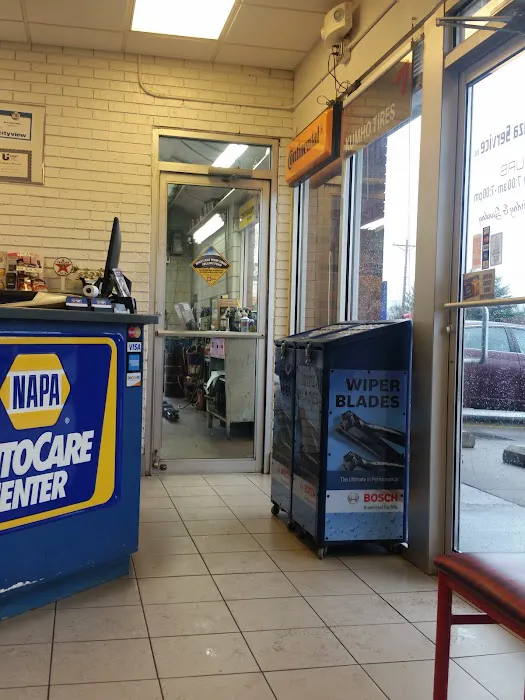 Higgins Plaza Service 6