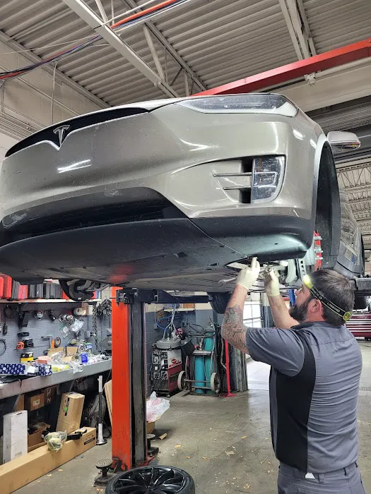Houska Automotive 4
