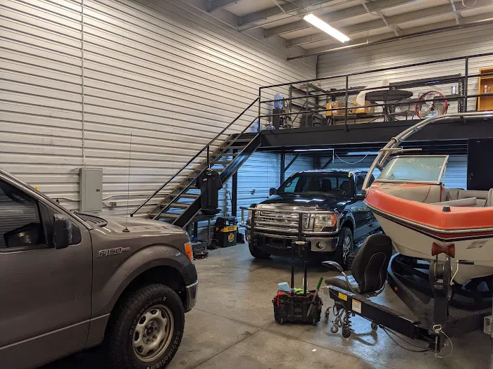 a-cwr windshield repair/replacement 0