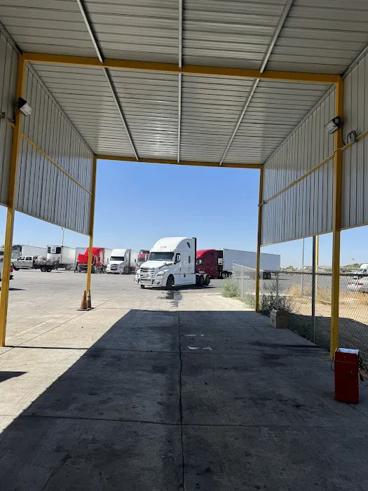 Teji Truck & Trailer Repair 8