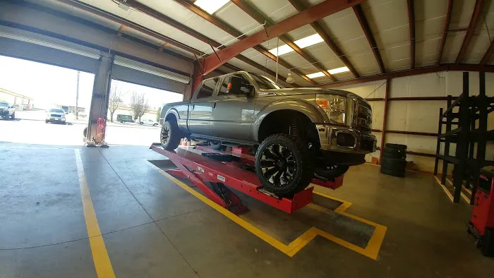 H.O. Tire 8