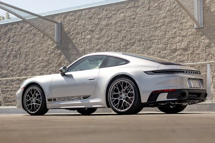 Porsche Fresno Service Center 1